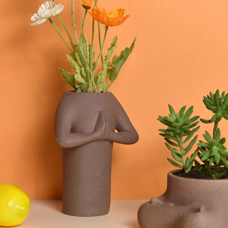 Aesthetic Luxury Vase Tulipe New Style Ceramic General Vases Nordic Flowers Decoration Salon Maison Luxe Minimalist Living Room